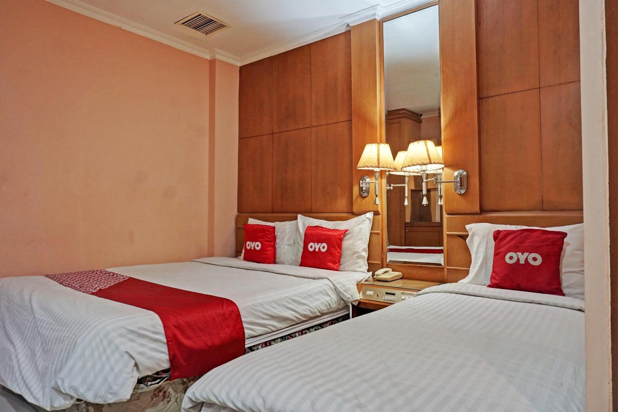 Oyo 671 Hotel Capitol Jakarta Exteriér fotografie